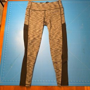 Women’s Victoria Sport leggings, ankle length, L, Heathered Grey/Black mesh.